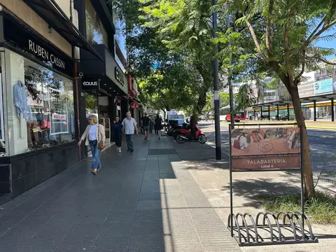 Avenida Cabildo 1800