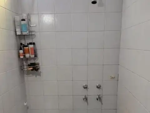 VENDO CASA DE DOS DORM. B °GRAL BUSTOS