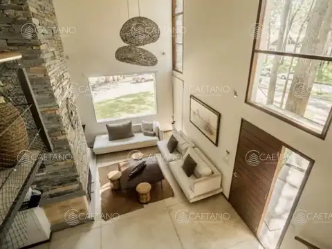Casa en Venta de 5 dormitorios