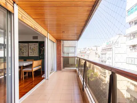 Ayacucho 1700, Piso 8