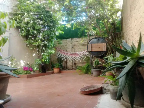 Depto Tipo Casa 5 ambientes con 1 baño