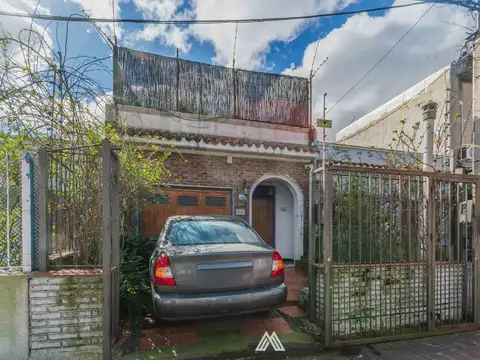 Vendo Casa 4 Dormitorios y Garage en La Blanqueada