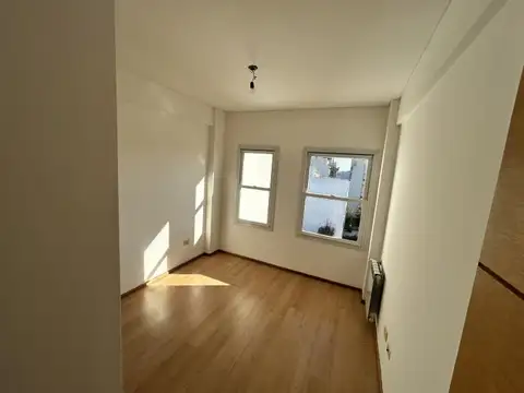 BELGRANO 550 , Piso 5