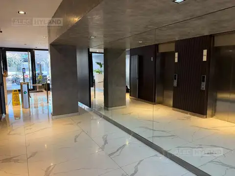 Oficina en Venta en Olivos, USD 350.000