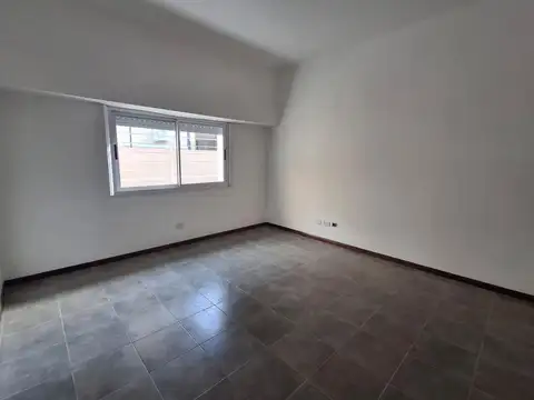 Depto Tipo Casa en Venta en Olivos Golf, USD 240.000