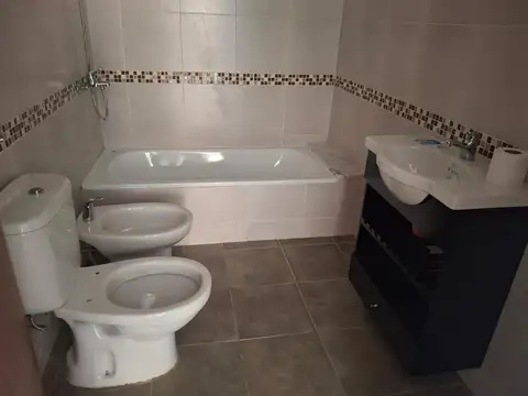 Depto Tipo Casa en Venta de 4 dormitorios