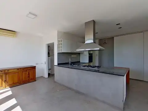 Depto Tipo Casa en Venta con 1 cocheras