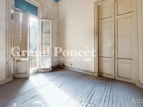 Depto Tipo Casa en Venta de 5 dormitorios