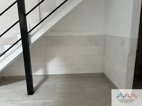 Departamento en Alquiler con 1 cocheras