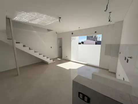 Duplex en Venta Wilde