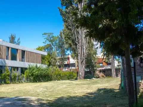 Terreno en Venta en Quilmes, USD 275.000