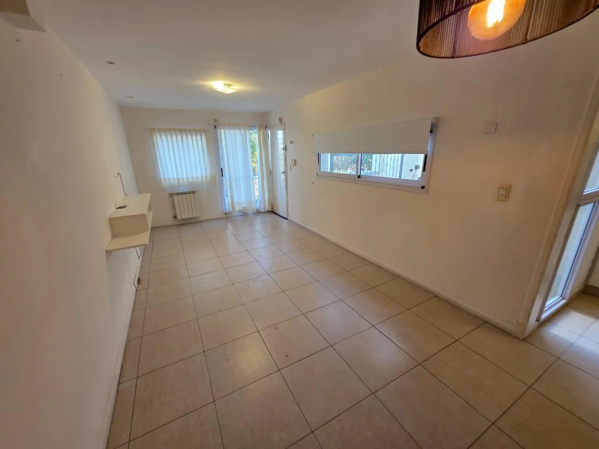 Moderno Triplex 3 amb con dependencia de servicio c/ garage Z/San Carlos