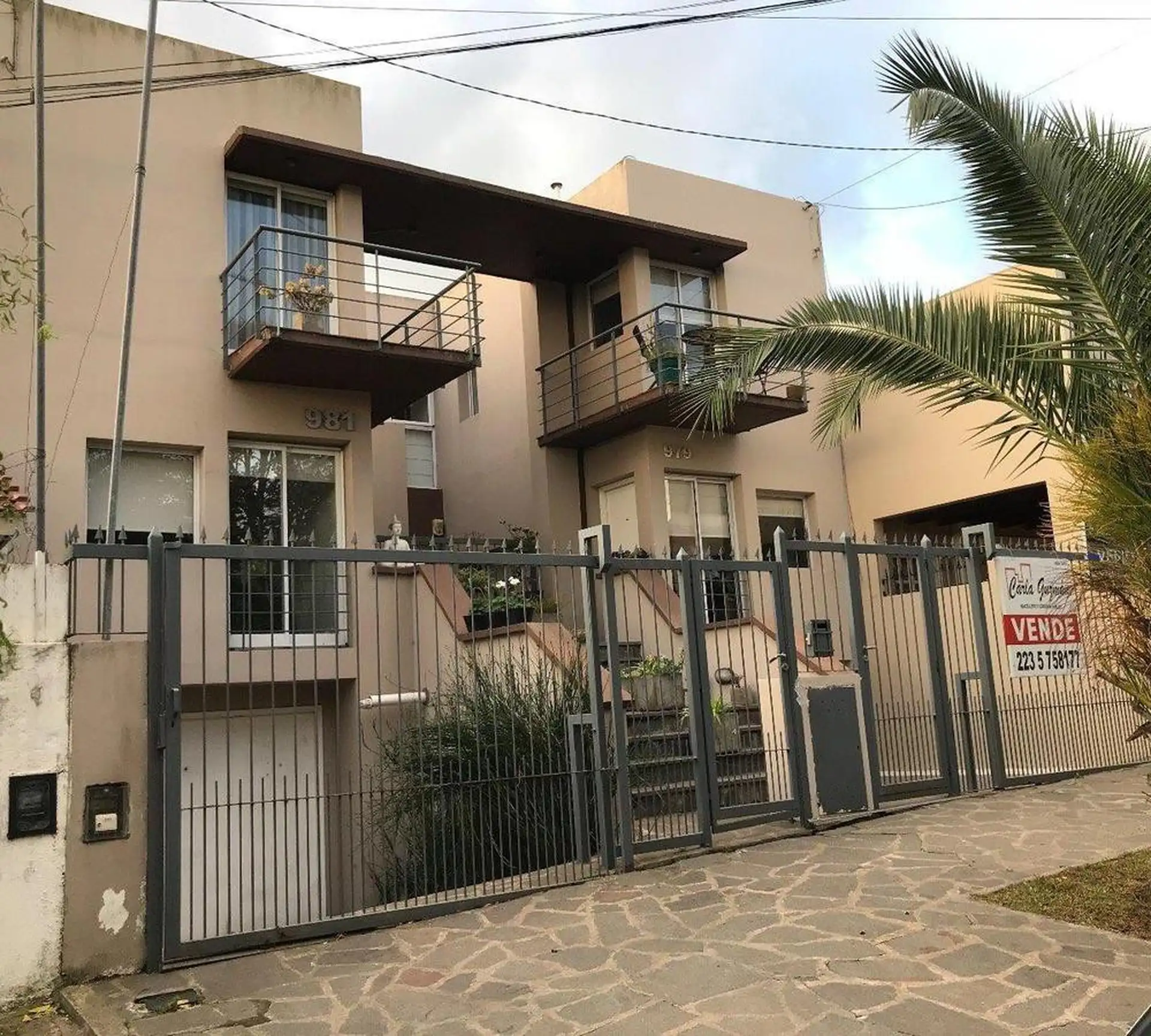 Moderno Triplex 3 amb con dependencia de servicio c/ garage Z/San Carlos