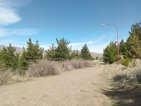 Terreno en Esquel con servicios. Villa Ayelén.