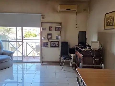 Varela 700