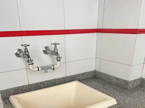 Avenida San Martin 300, Piso 3