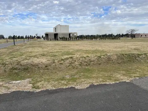 Venta de Terreno en Los Pasos III Fisherton