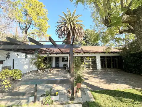 Casa Venta 4 Dormitorios  - La Florida - Alberdi