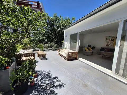 Depto Tipo Casa 5 ambientes con 2 baños