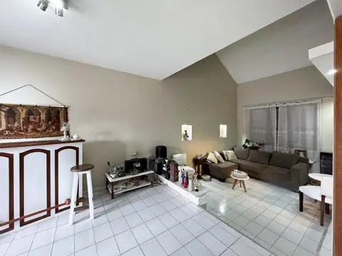 Casa en Venta en San Antonio de Padua, USD 165.000