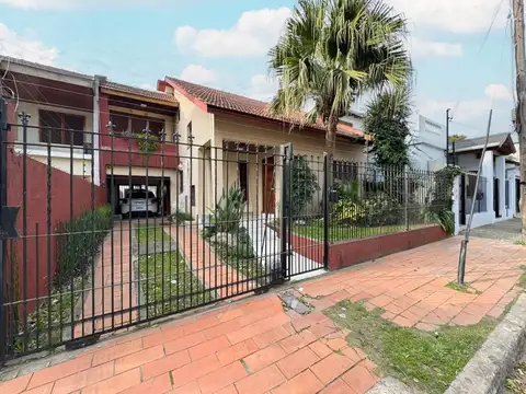 CASA 4 AMBIENTES - SAN ANTONIO DE PADUA SUR