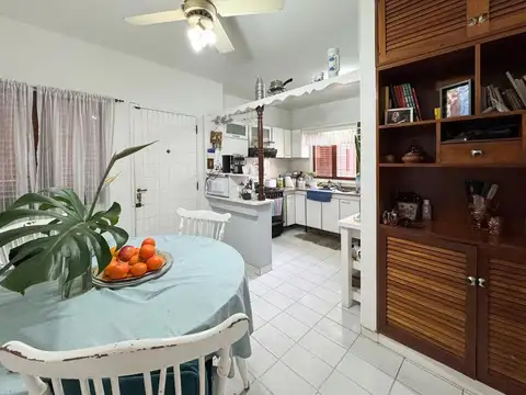 CASA 4 AMBIENTES - SAN ANTONIO DE PADUA SUR