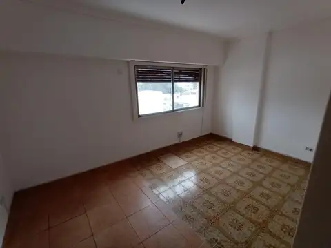 Coronel Ramón Lorenzo Falcón 7200, Piso 5°