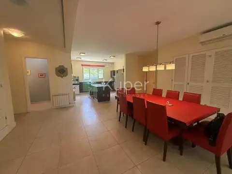 Casa en Venta de 4 dormitorios
