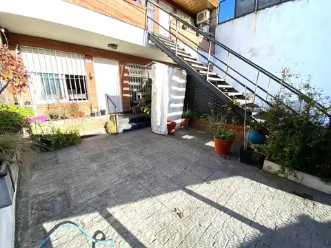 Depto Tipo Casa en Venta de 2 ambientes