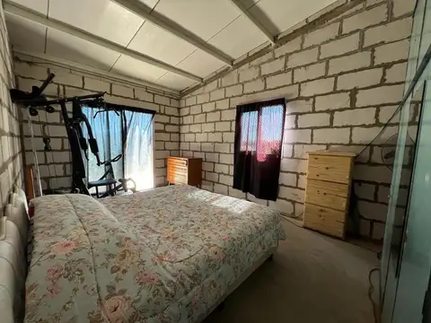 CASA EN VENTA ZARATE