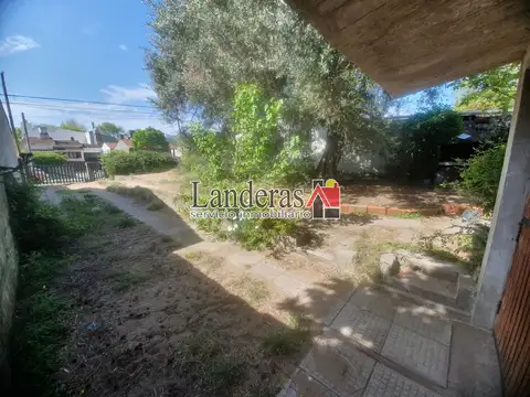 Casa 3 amb. - Lote Propio - Todos los Servicios Conectados 