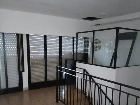 ALQUILER COMERCIAL Y/O PROFESIONAL EN ADROGUE