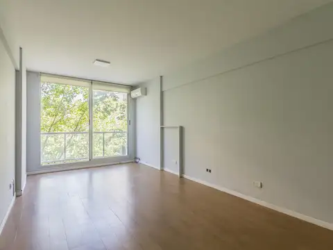 Monoambiente Apto Profesional en  alquiler  Villa Urquiza (Limite Parque Chas)