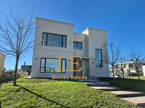 Venta casa Barrio El Naudir