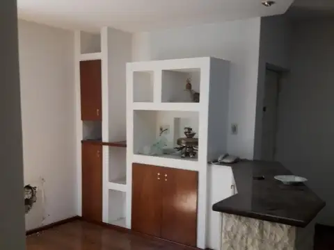 Mena 2710 , Piso 2