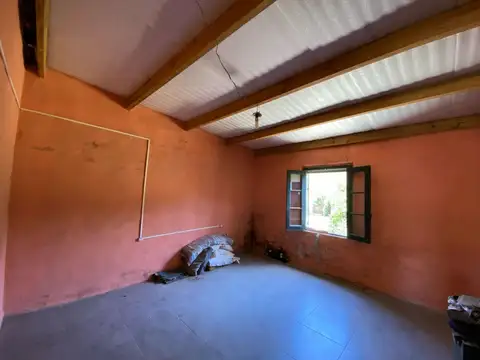 Casa 2 ambientes con 1 baño