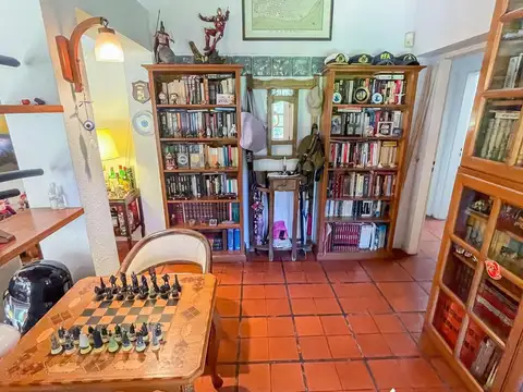 Casa 7 ambientes con 3 baños