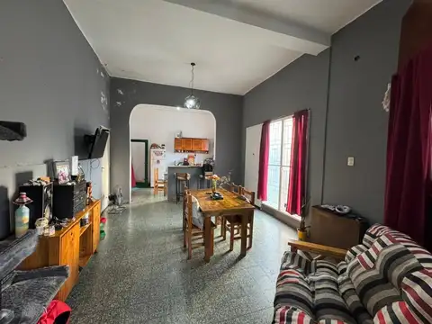 Depto Tipo Casa en Venta 45 años