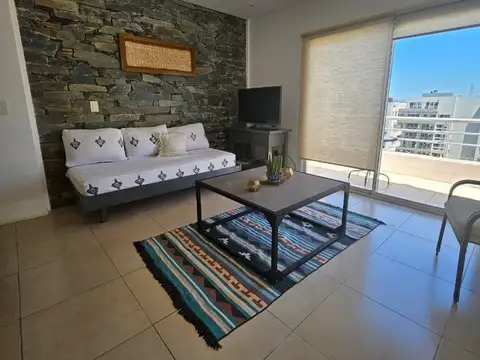 Departamento en Alquiler con 1 cocheras