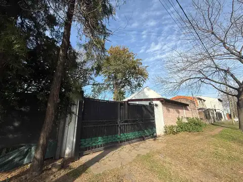 CASA 4 AMBIENTES EN VENTA MONTE GRANDE FINANCIA