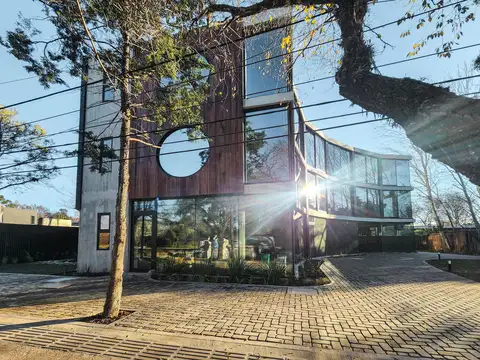 Oficinas modernas en el centro de negocios de Fisherton