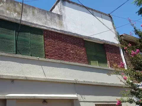 Depto Tipo Casa en Venta 66 años