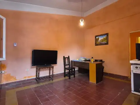 Oficina 4 ambientes con 1 baño