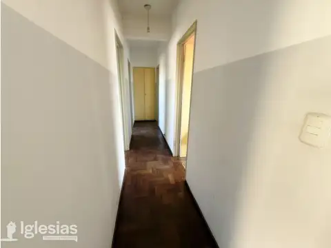 Departamento en Alquiler con 1 cocheras