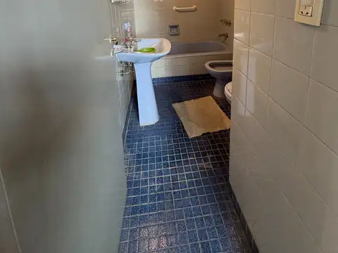 Depto Tipo Casa 2 ambientes con 1 baño