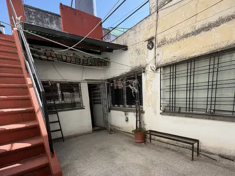 Depto Tipo Casa en Venta al Oeste