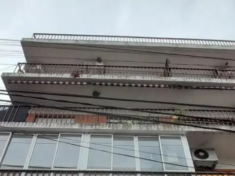 DEPARTAMENTO EN VENTA - BERNAL OESTE