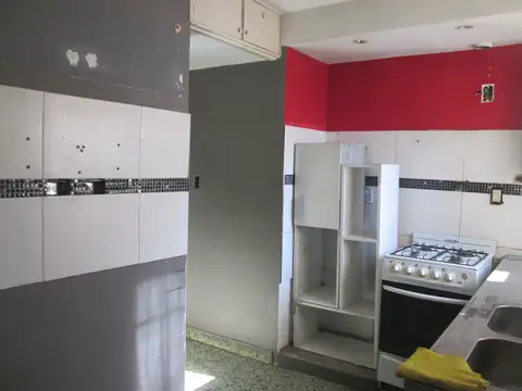 Depto Tipo Casa en Alquiler 50 años