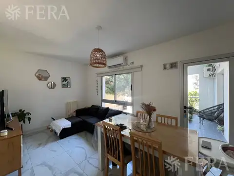 Venta departamento 2 ambientes con balcón en Wilde