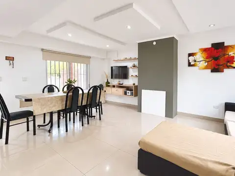 VENTA CASA 4 AMBIENTES MODERNA SANTA CLARA